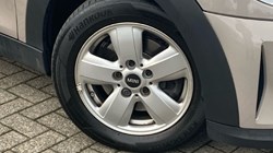 2023 (23) MINI HATCHBACK 1.5 Cooper Classic Premium 5dr Auto 5078898