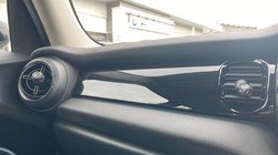 2023 (23) MINI HATCHBACK 1.5 Cooper Classic Premium 5dr Auto 5078888