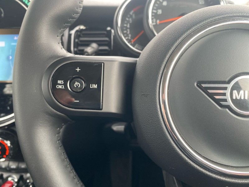 2023 (23) MINI HATCHBACK 1.5 Cooper Classic Premium 5dr Auto 5078874