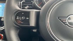 2023 (23) MINI HATCHBACK 1.5 Cooper Classic Premium 5dr Auto 5078874