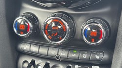 2023 (23) MINI HATCHBACK 1.5 Cooper Classic 3dr Auto 5162074