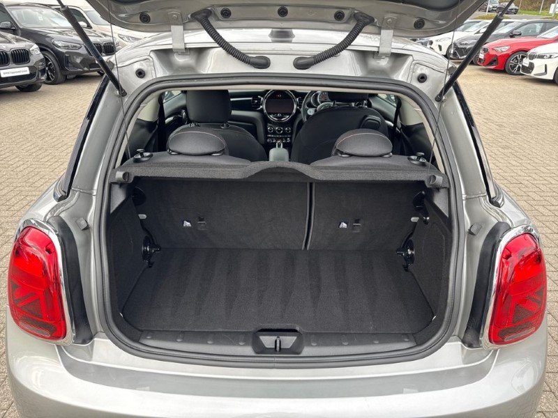 2023 (23) MINI HATCHBACK 1.5 Cooper Classic 3dr Auto 5162059