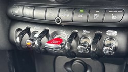 2023 (23) MINI HATCHBACK 1.5 Cooper Classic 3dr Auto 5162065