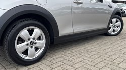 2023 (23) MINI HATCHBACK 1.5 Cooper Classic 3dr Auto 5162088