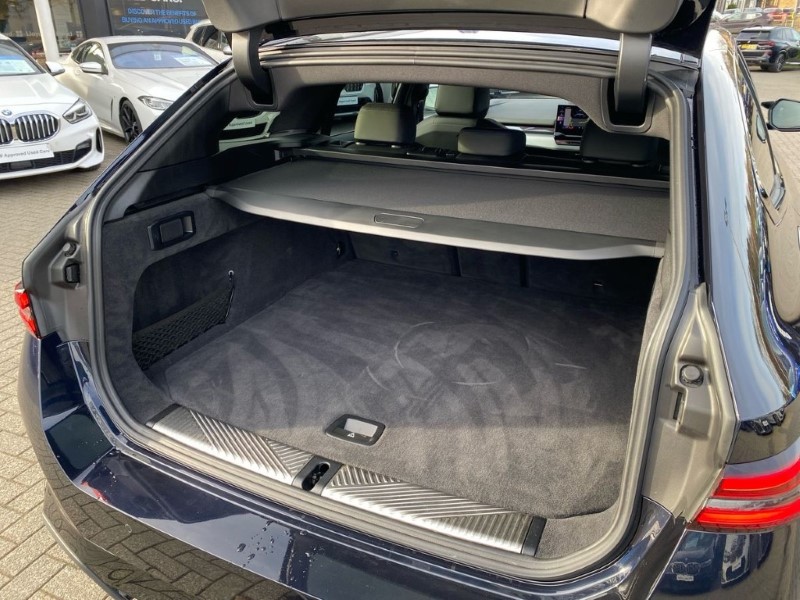 2025 (75) BMW 5 SERIES 530e M Sport Pro 5dr Auto 5076624