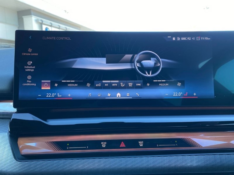 2025 (75) BMW 5 SERIES 530e M Sport Pro 5dr Auto 5076616