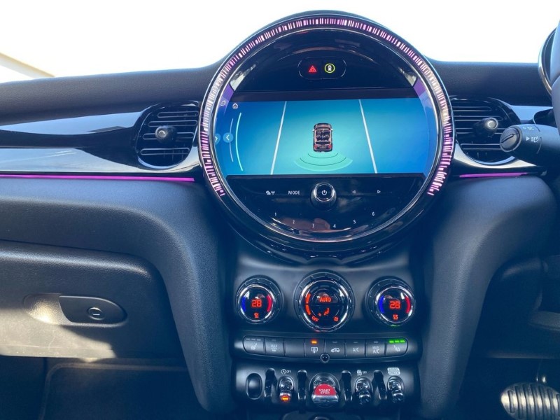 2024 (73) MINI CONVERTIBLE 1.5 Cooper Sport Premium 2dr Auto 5072661