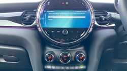 2022 (72) MINI HATCHBACK 1.5 Cooper Classic 3dr Auto 5073933