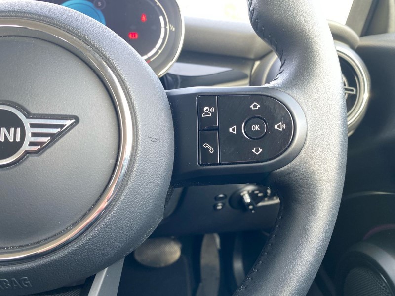 2022 (72) MINI HATCHBACK 1.5 Cooper Classic 3dr Auto 5073924