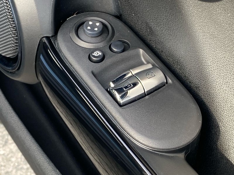 2022 (72) MINI HATCHBACK 1.5 Cooper Classic 3dr Auto 5073928