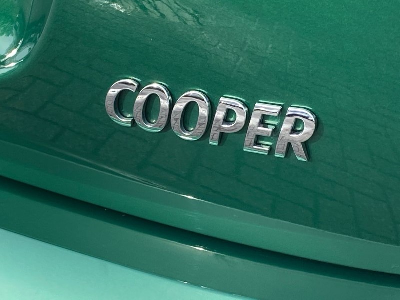 2022 (72) MINI HATCHBACK 1.5 Cooper Classic 3dr Auto 5073949