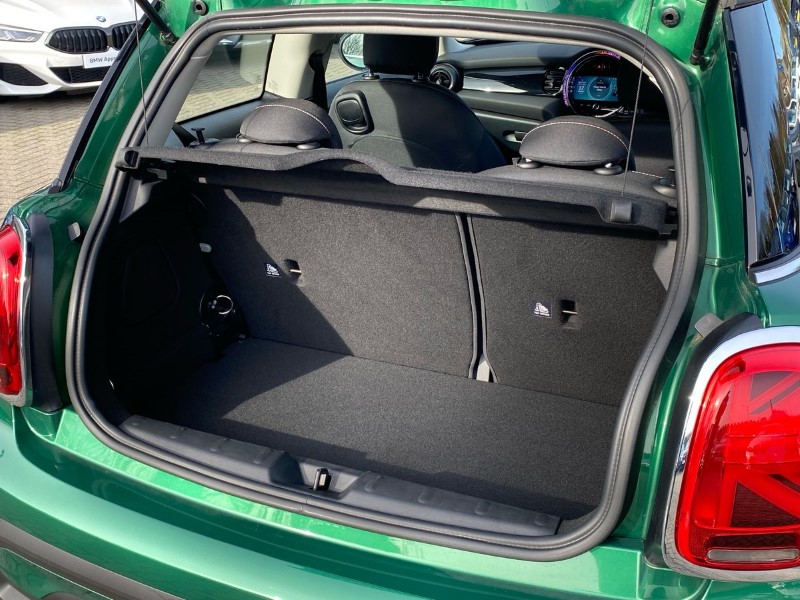 2022 (72) MINI HATCHBACK 1.5 Cooper Classic 3dr Auto 5073943