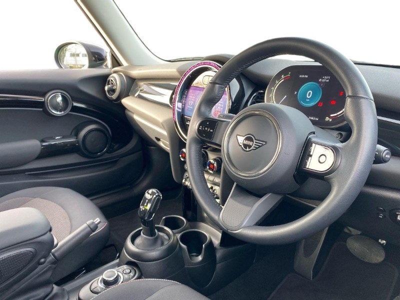 2022 (72) MINI HATCHBACK 1.5 Cooper Classic 3dr Auto 5073912