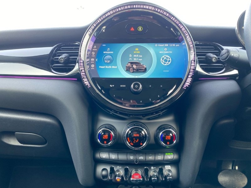 2022 (72) MINI HATCHBACK 1.5 Cooper Classic 3dr Auto 5073931