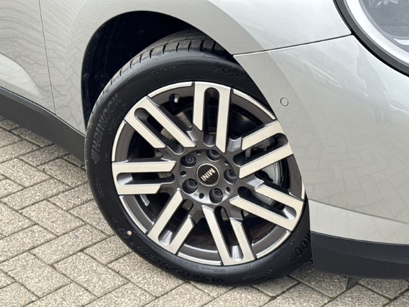 2024 (74) MINI COOPER 160kW SE Classic 54kWh 3dr Auto 5162031