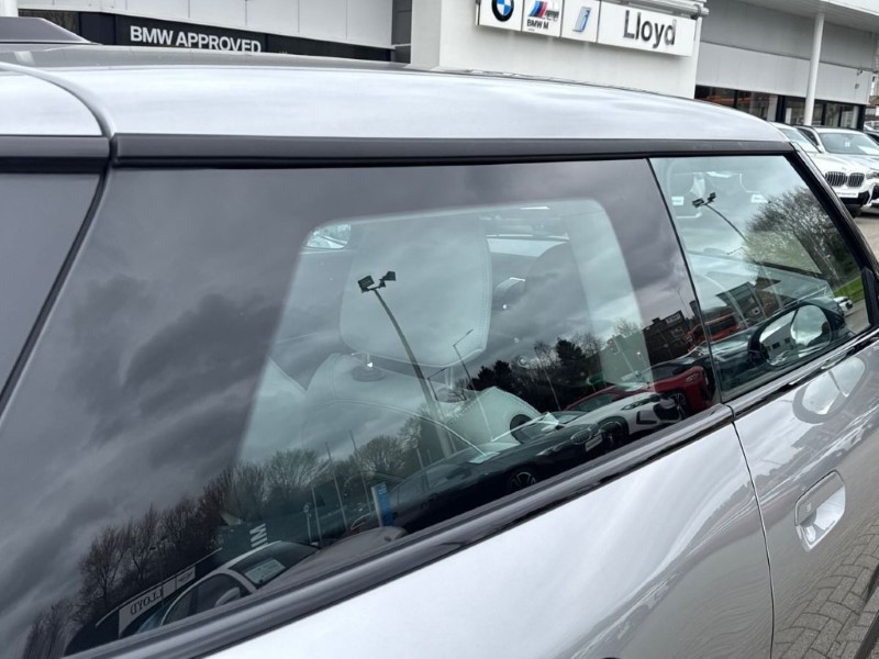 2024 (74) MINI COOPER 160kW SE Classic 54kWh 3dr Auto 5162038