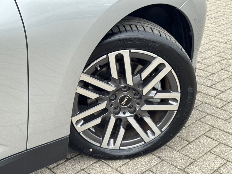 2024 (74) MINI COOPER 160kW SE Classic 54kWh 3dr Auto 5162036