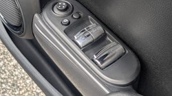 2019 (68) MINI CONVERTIBLE 1.5 Cooper II 2dr Auto 5072506