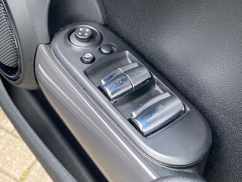 2019 (68) MINI CONVERTIBLE 1.5 Cooper II 2dr Auto 5087984