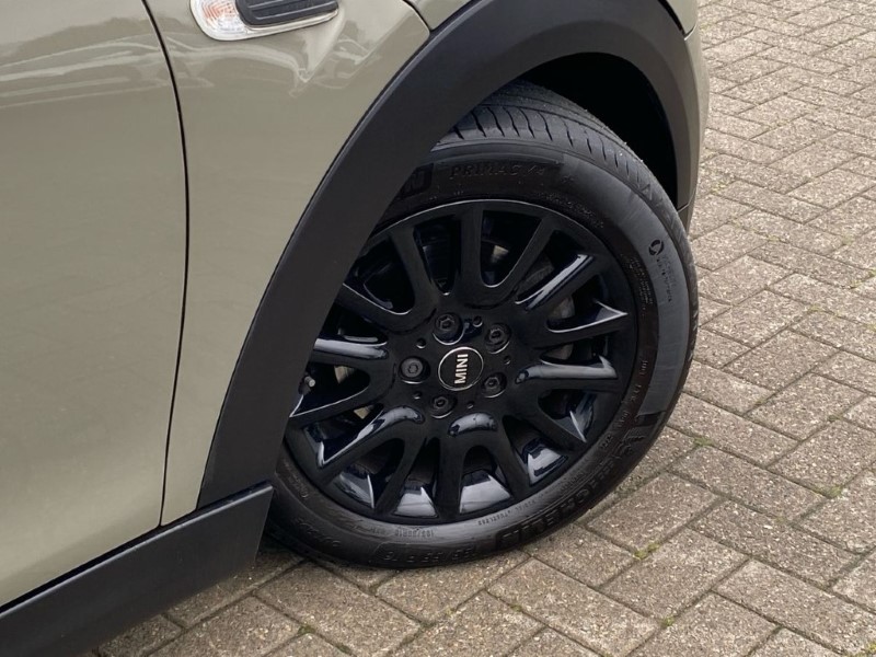 2019 (68) MINI CONVERTIBLE 1.5 Cooper II 2dr Auto 5088006