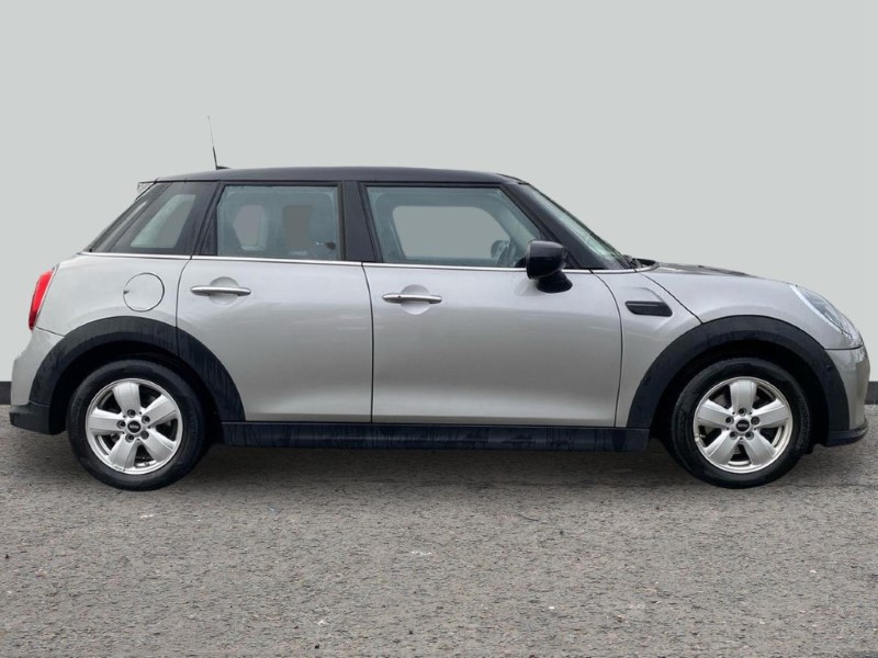 2023 (23) MINI HATCHBACK 1.5 Cooper Classic Premium Plus 5dr Auto 5115192