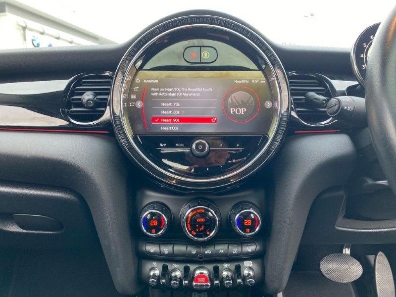 2023 (23) MINI HATCHBACK 1.5 Cooper Classic Premium Plus 5dr Auto 5115197