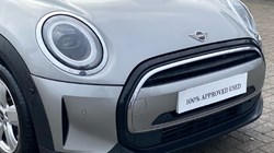 2023 (23) MINI HATCHBACK 1.5 Cooper Classic Premium Plus 5dr Auto 5115230