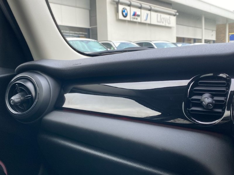 2023 (23) MINI HATCHBACK 1.5 Cooper Classic Premium Plus 5dr Auto 5115221