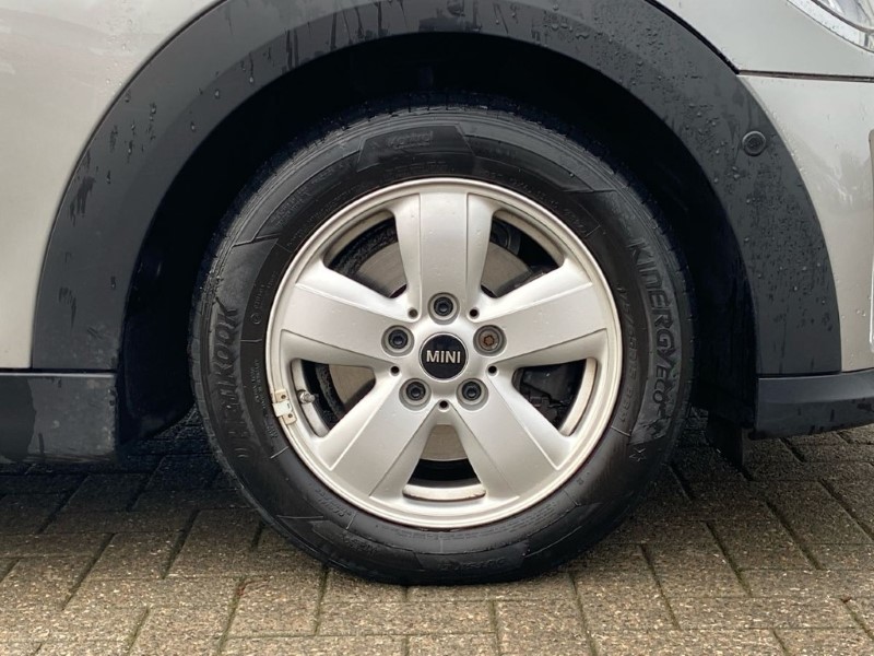 2023 (23) MINI HATCHBACK 1.5 Cooper Classic Premium Plus 5dr Auto 5115203