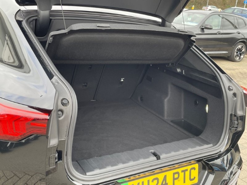 2024 (24) BMW iX2 150kW eDrive20 M Sport 65kWh 5dr Auto 5119821