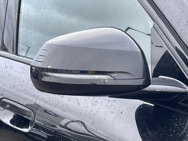 2024 (24) BMW iX2 150kW eDrive20 M Sport 65kWh 5dr Auto 5119832