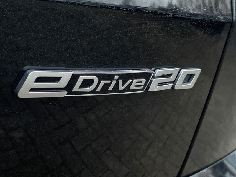 2024 (24) BMW iX2 150kW eDrive20 M Sport 65kWh 5dr Auto 5119825