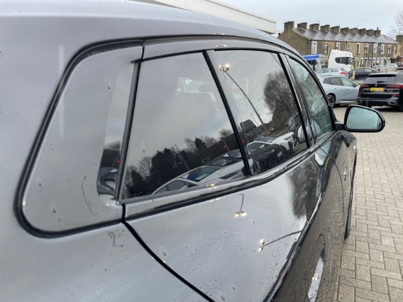 2024 (24) BMW iX2 150kW eDrive20 M Sport 65kWh 5dr Auto 5119833