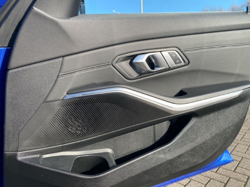 2021 (71) BMW 3 SERIES M340d xDrive MHT 4dr Step Auto 5133596