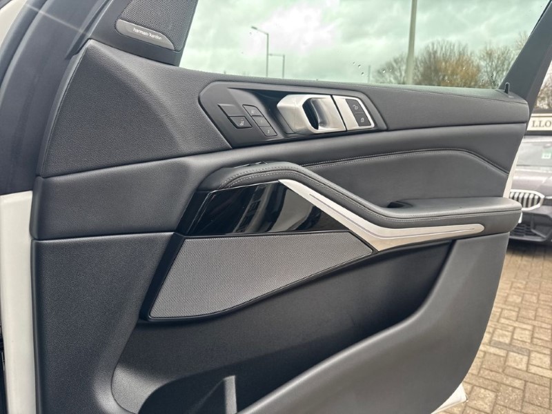 2023 (23) BMW X5 xDrive40d MHT M Sport 5dr Auto 5173552