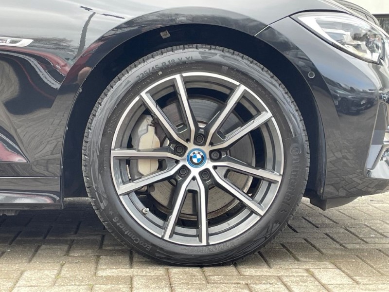 2022 (22) BMW 3 SERIES 330e Sport Pro 4dr Step Auto 5178503