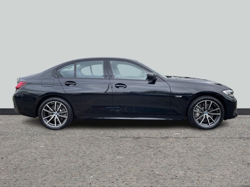 2022 (22) BMW 3 SERIES 330e Sport Pro 4dr Step Auto 5178492