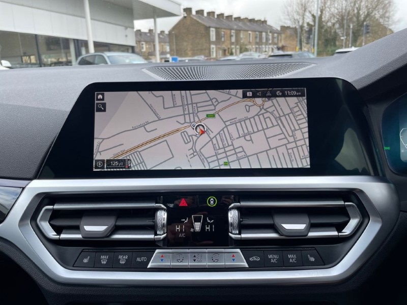 2022 (22) BMW 3 SERIES 330e Sport Pro 4dr Step Auto 5178515