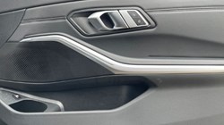 2022 (22) BMW 3 SERIES 330e Sport Pro 4dr Step Auto 5178510