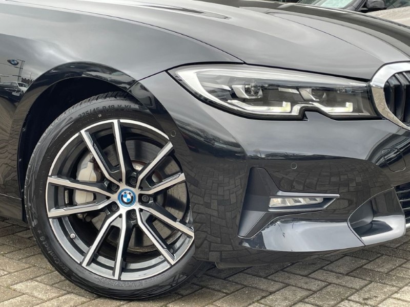 2022 (22) BMW 3 SERIES 330e Sport Pro 4dr Step Auto 5178526