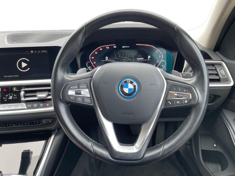 2022 (22) BMW 3 SERIES 330e Sport Pro 4dr Step Auto 5178494