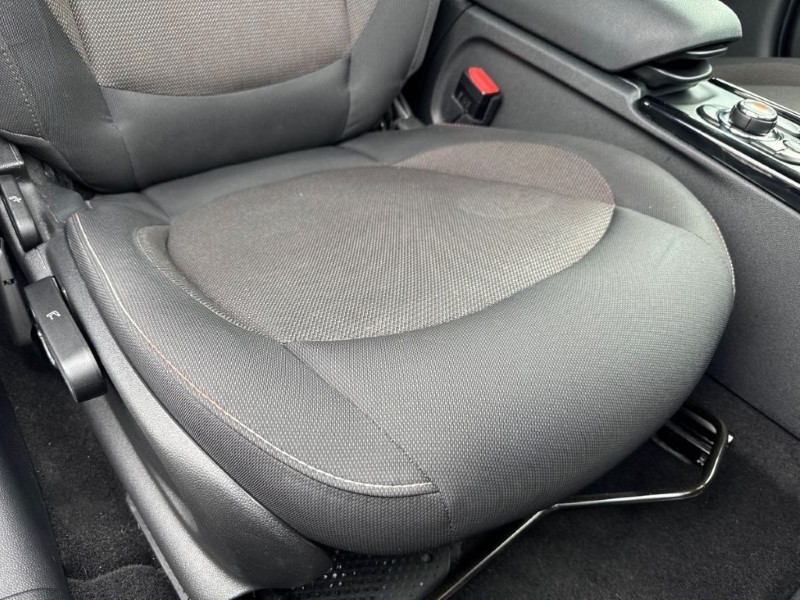 2020 (20) MINI CLUBMAN 1.5 Cooper Classic 6dr Auto 5249298