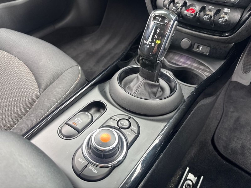 2020 (20) MINI CLUBMAN 1.5 Cooper Classic 6dr Auto 5249285