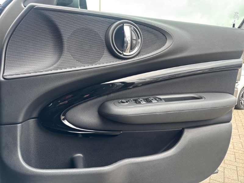 2020 (20) MINI CLUBMAN 1.5 Cooper Classic 6dr Auto 5249296