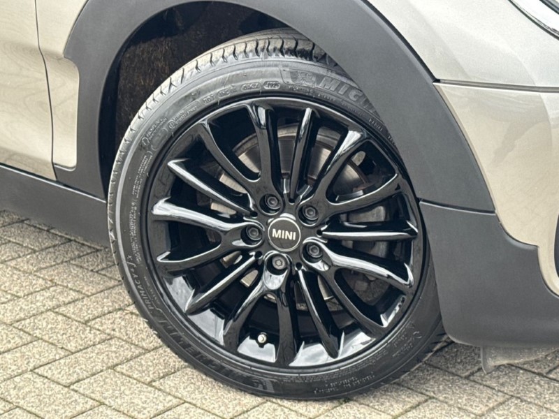 2020 (20) MINI CLUBMAN 1.5 Cooper Classic 6dr Auto 5249314
