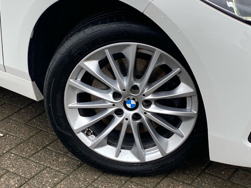 2024 (24) BMW 1 SERIES 116d SE 5dr Step Auto [Live Cockpit Professional] 5149422