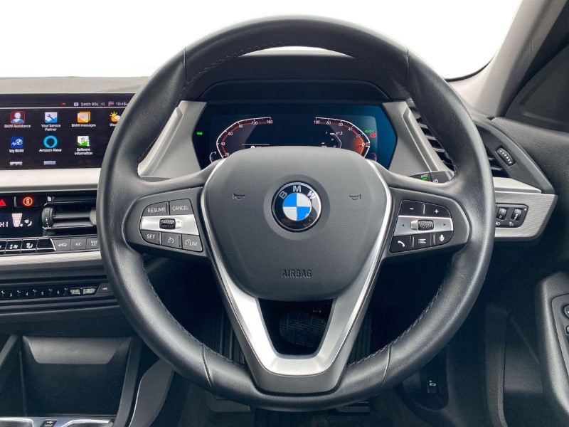 2024 (24) BMW 1 SERIES 116d SE 5dr Step Auto [Live Cockpit Professional] 5149386