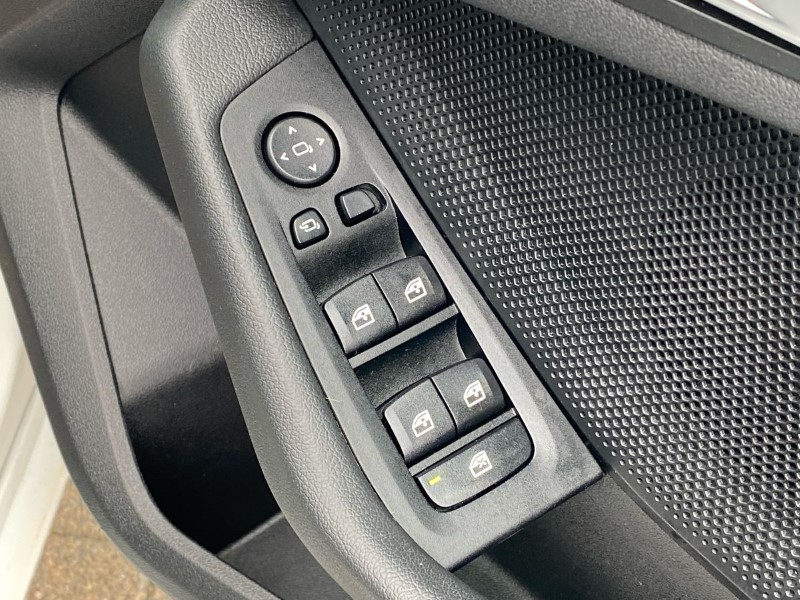 2024 (24) BMW 1 SERIES 116d SE 5dr Step Auto [Live Cockpit Professional] 5149403