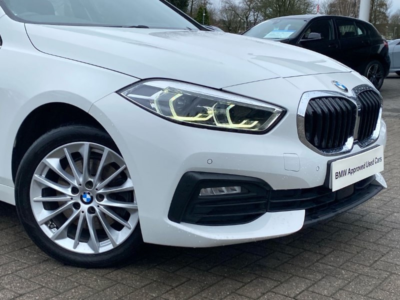 2024 (24) BMW 1 SERIES 116d SE 5dr Step Auto [Live Cockpit Professional] 5149419