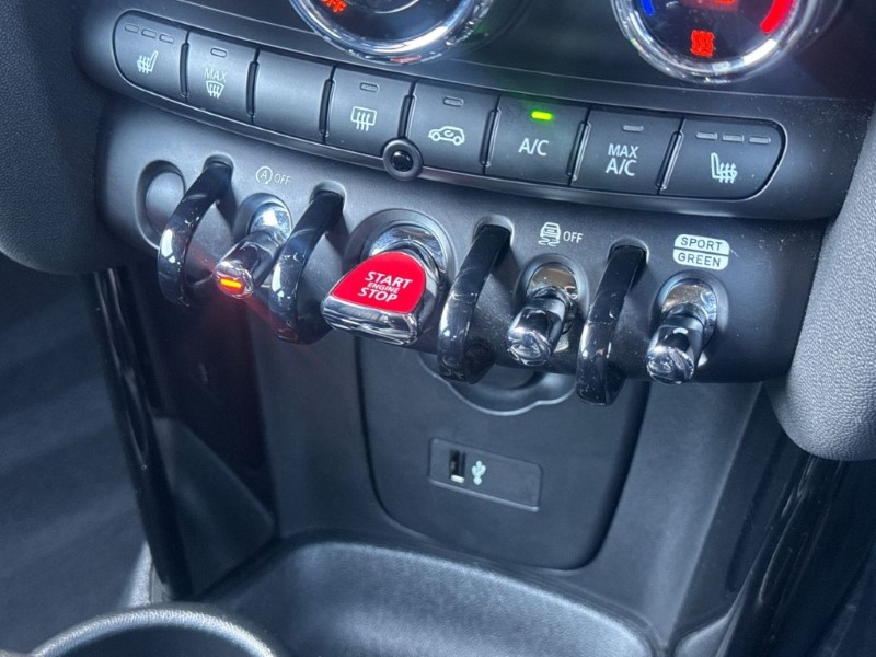 2023 (23) MINI HATCHBACK 1.5 Cooper Exclusive Premium 3dr Auto 5187017